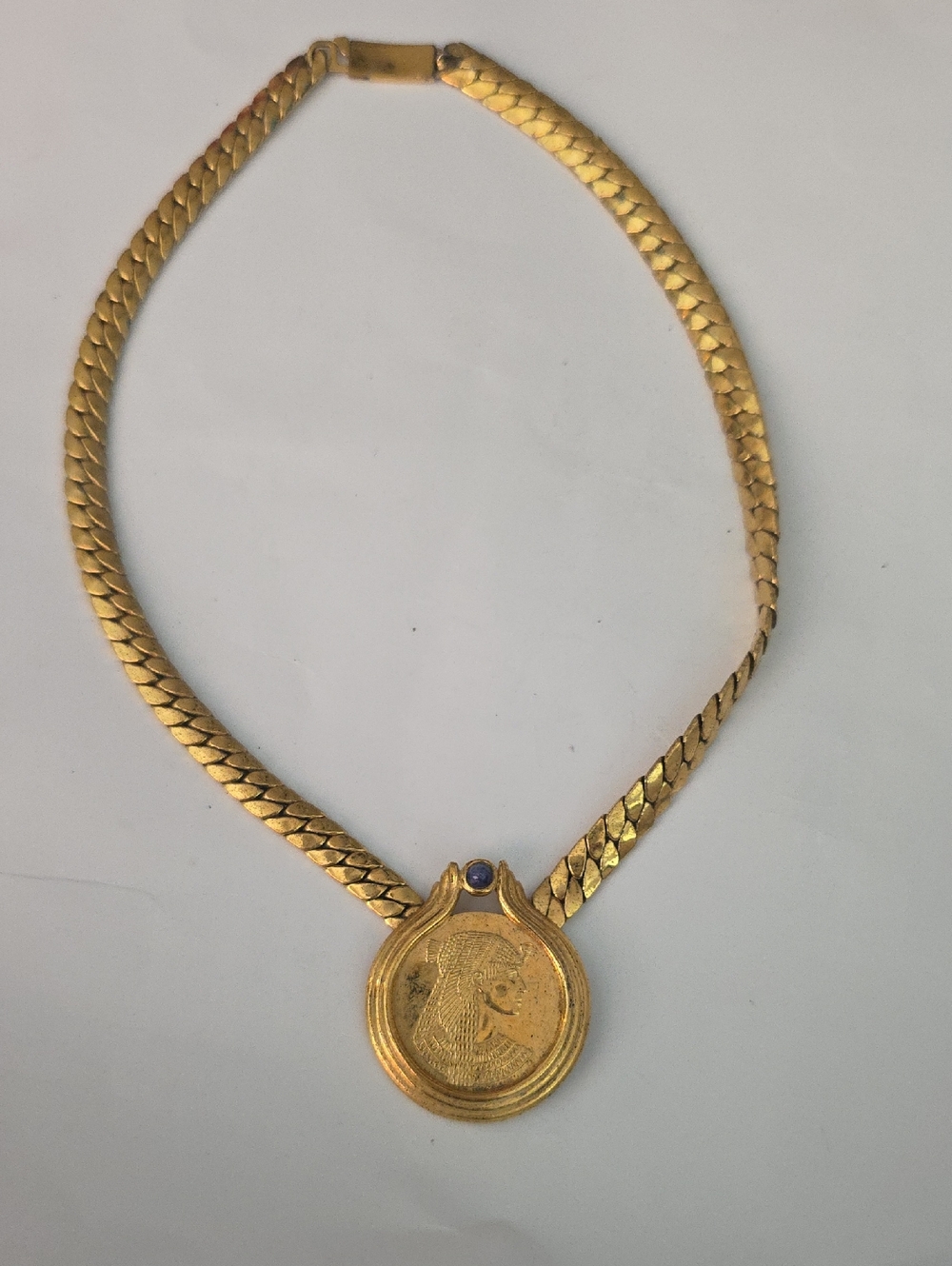 Vintage 1987 Franklin Mint Cleopatra necklace featuring a 22k gold-plated Chain